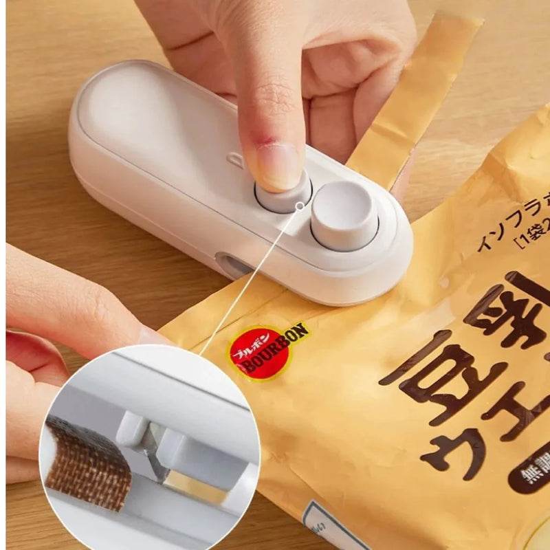 Mini Seladora de Plástico Recarregável 2 em 1 com Ímã e Cabo USB
