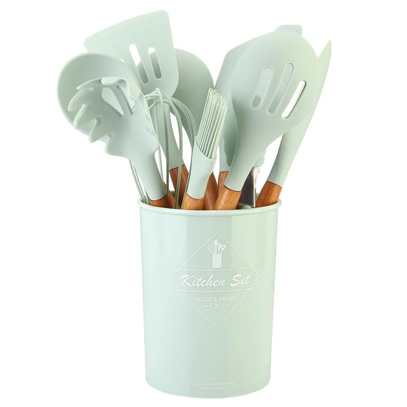 Jogo 12 Utensílios de Cozinha em Silicone com Cabo de Madeira